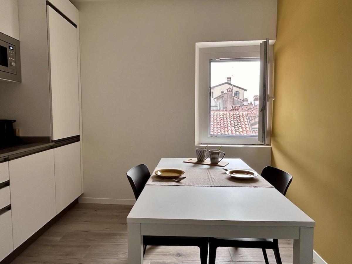 Casa Edera&Ulivo - Pavia City - By Host4U Daire Dış mekan fotoğraf